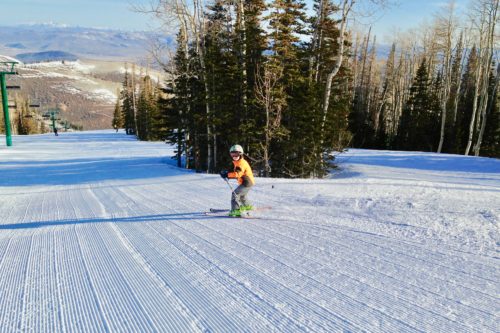 how to rent ski clothes