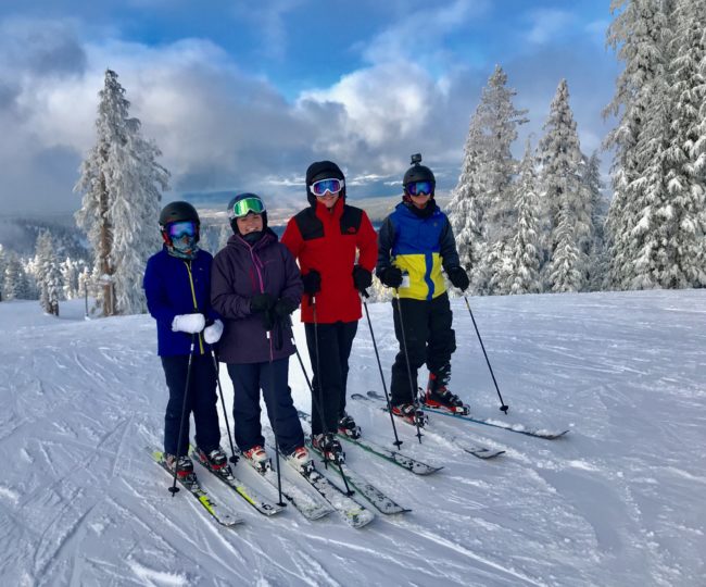 how to rent ski clothes