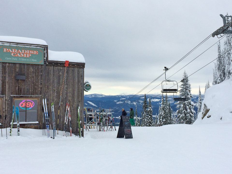 paradise-camp-lift
