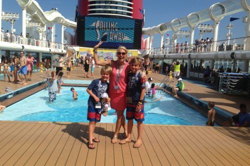what to wear disney cruise luxury disney luxury travel mom