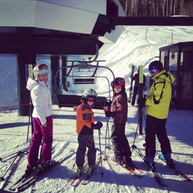 how to rent ski clothes